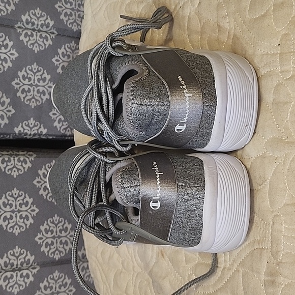 Champion Charcoal Gray Athletic Shoes W9.5 NWOT - Picture 2 of 6